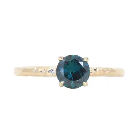 0.88ct Round Blue Kenyan Sapphire Evergreen Solitaire Ring in 14k Yellow Gold