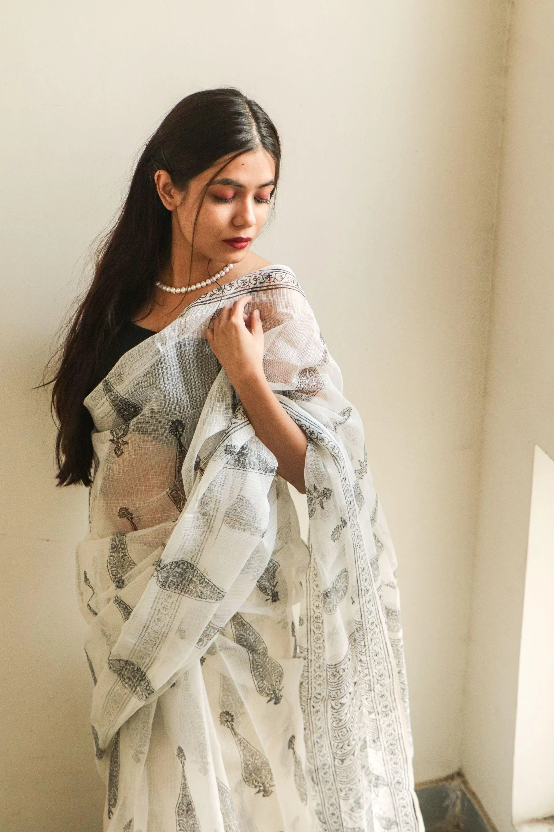 Kaisori Bagh Jasmine Kota blockprinted silk cotton saree