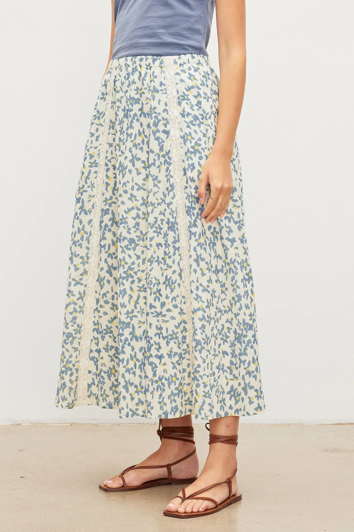 KONA FLORAL LACE MAXI SKIRT