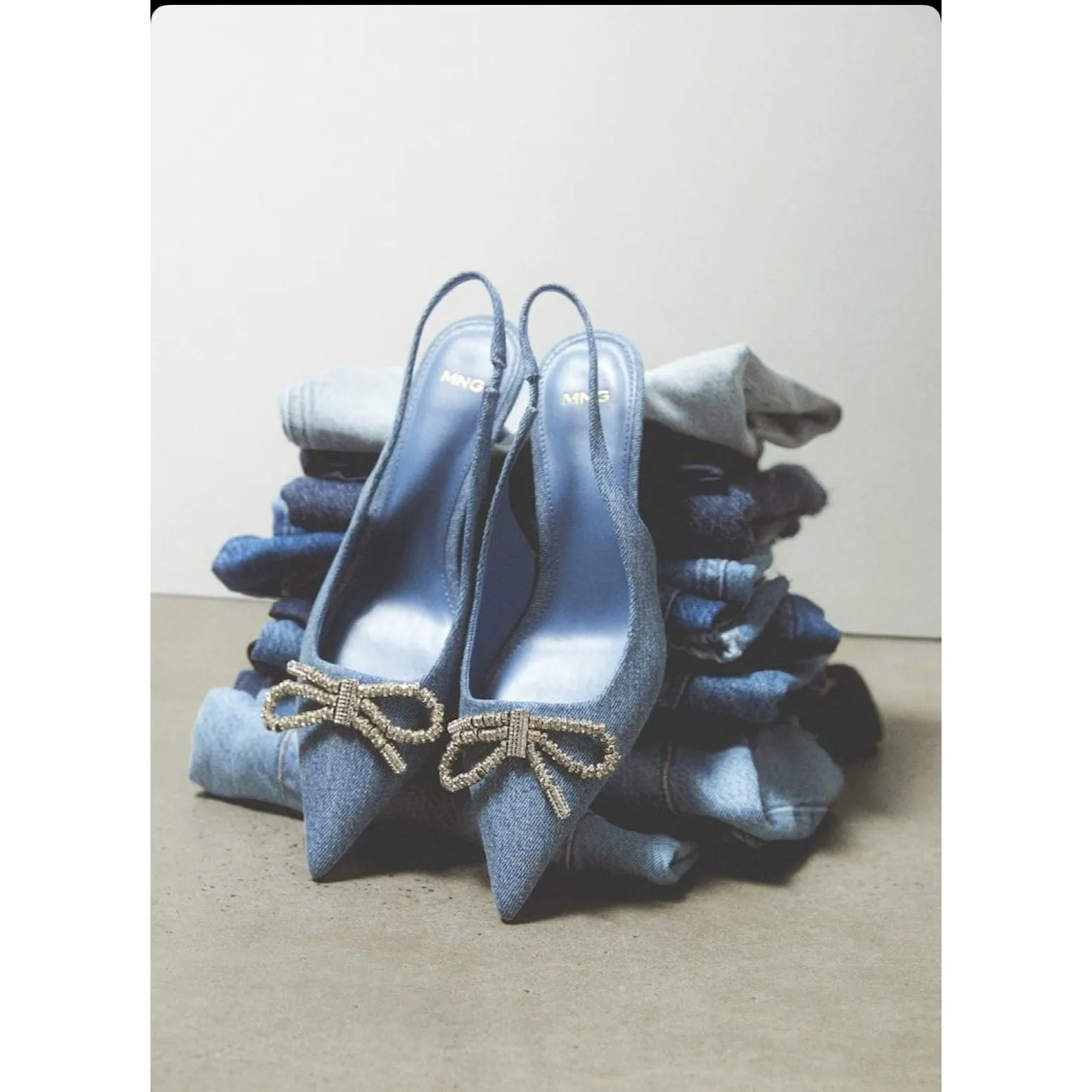 Pointed Toe Bow Knot Heel