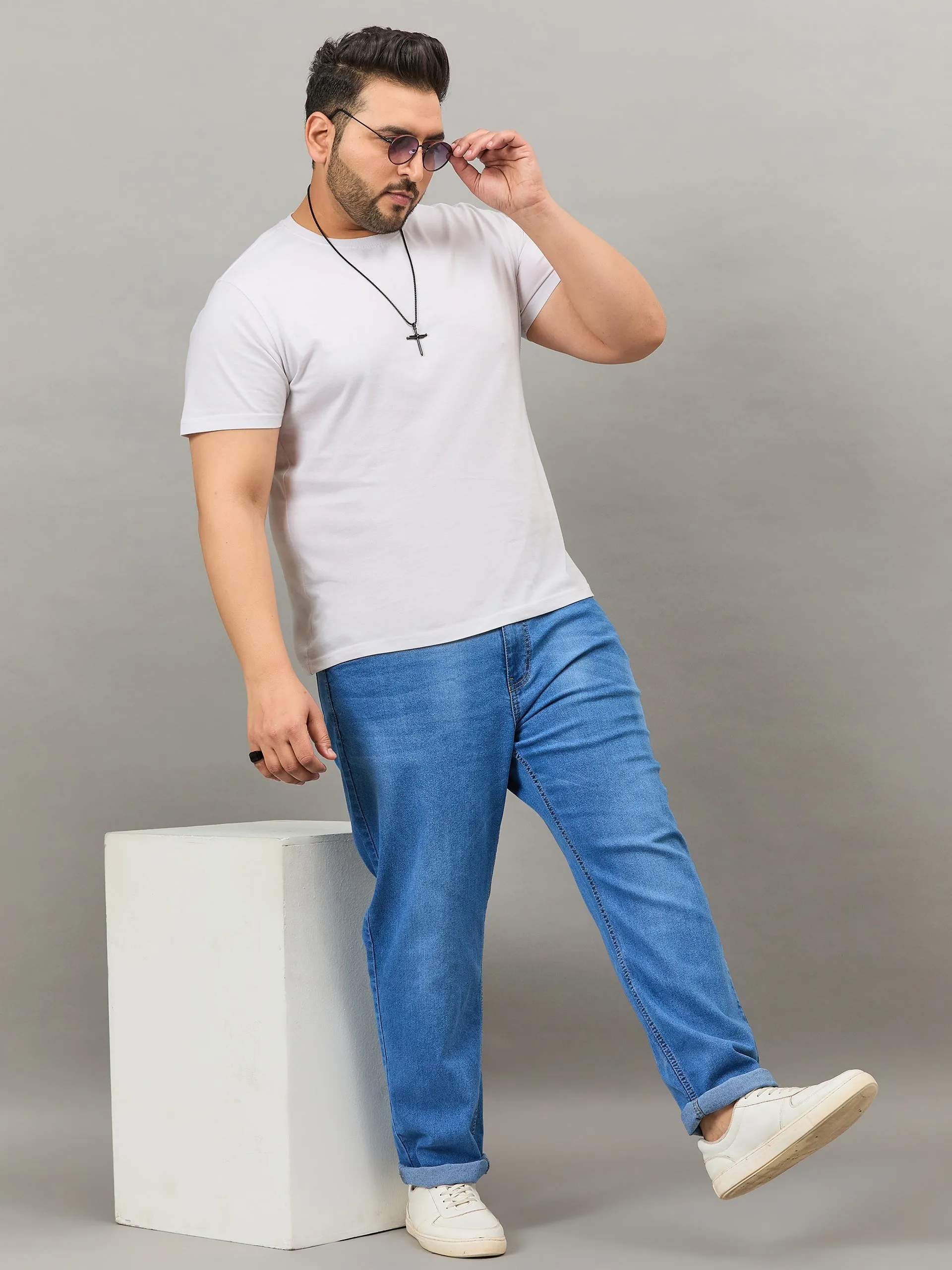 Style Quotient Men Plus Size Mid Blue Tapered Fit Mid Rise Stretchable Jeans